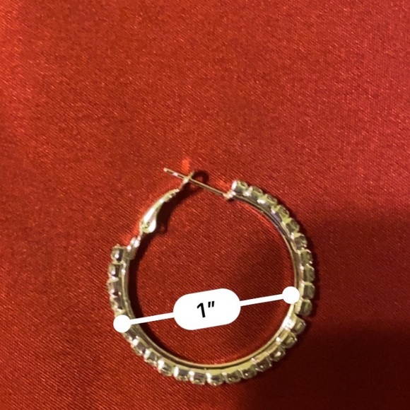 ✨Silver Hoops ✨ - Picture 5 of 6